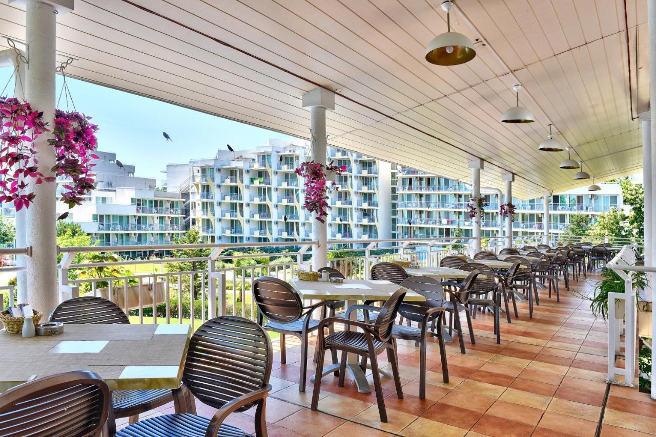 Hotel Sandy Beach Albena Exterior photo